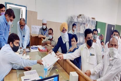Abhay Chautala and Pawan Beniwal filed nominations on the last day of nomination for Ellenabad by election