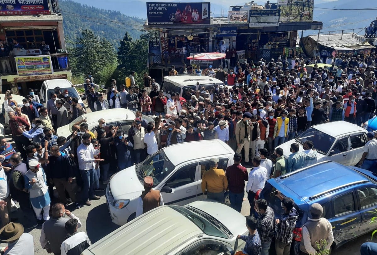 jubbal kotkhai by election: bjp workers raise slogans against minister suresh bhardwaj
