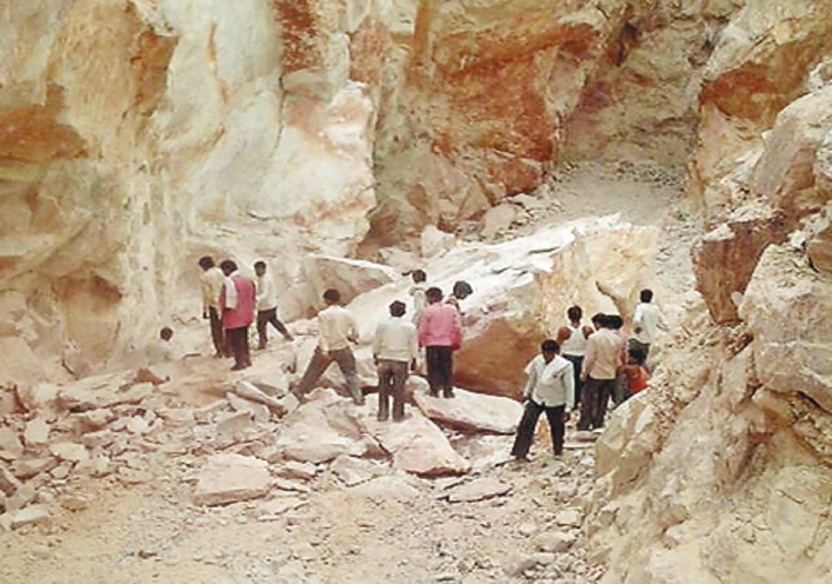 stones were being removed from another place 10 crore fine of minister relative in betul