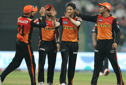 IPL 2022 Mega Auction: IPL Retention Today Chennai and Mumbai Can Take Big Decision, KL Rahul Hardik Pandya future also decided