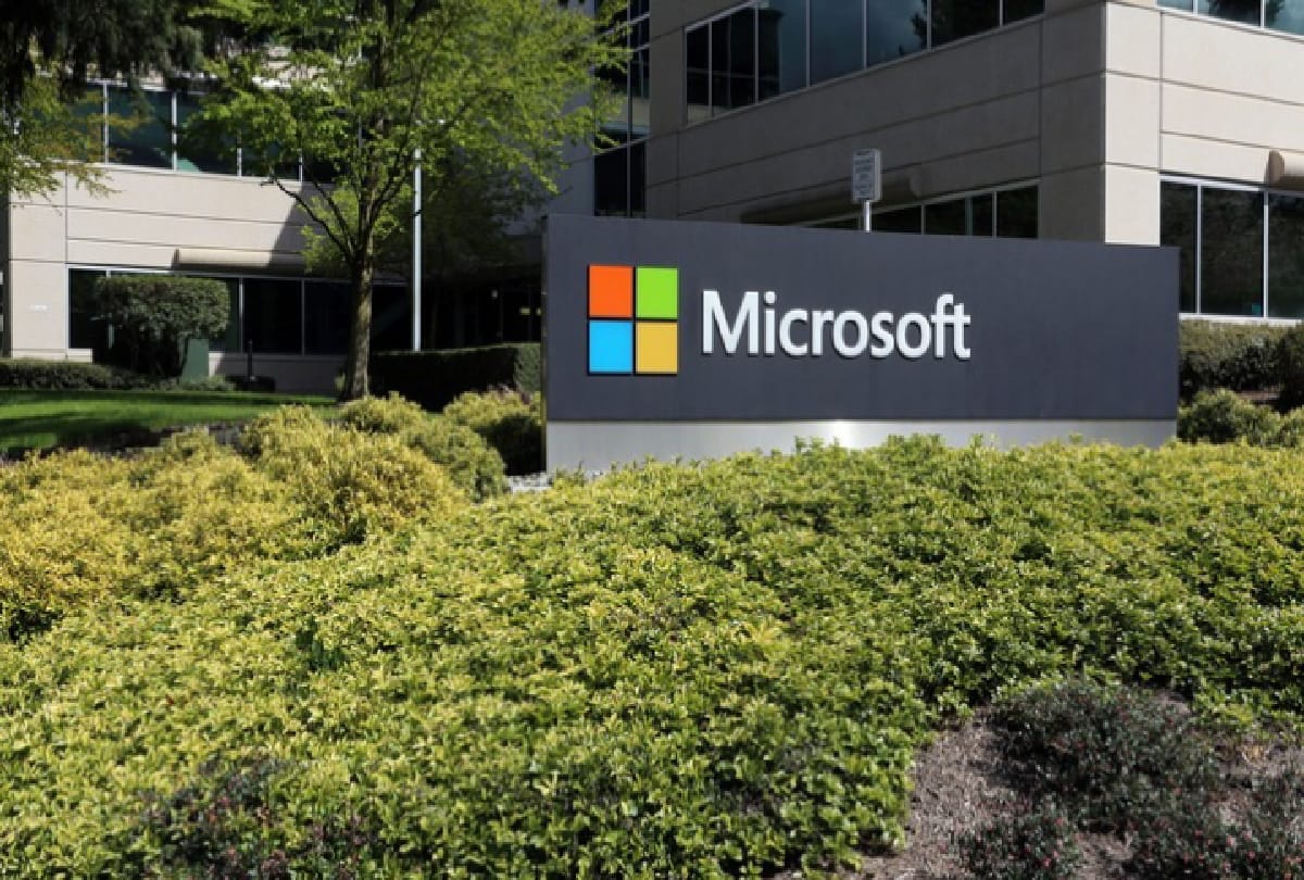 Microsoft Is Ending Windows 10 Updates know how to update window 11