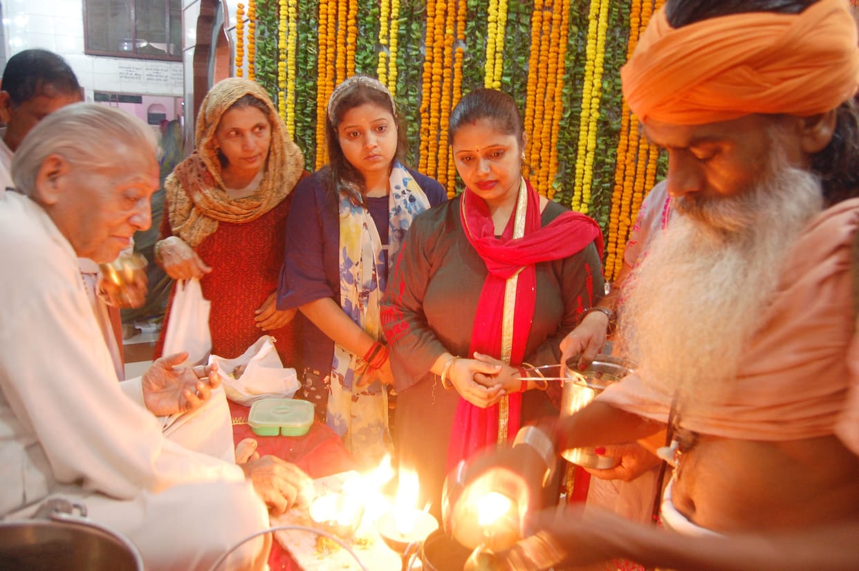 Worshiped Mother Brahmacharini on the second day