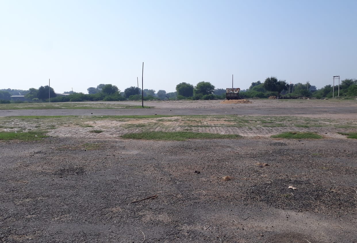 31 procurement centers in the district, no shed anywhere, grain gets wet in rain
