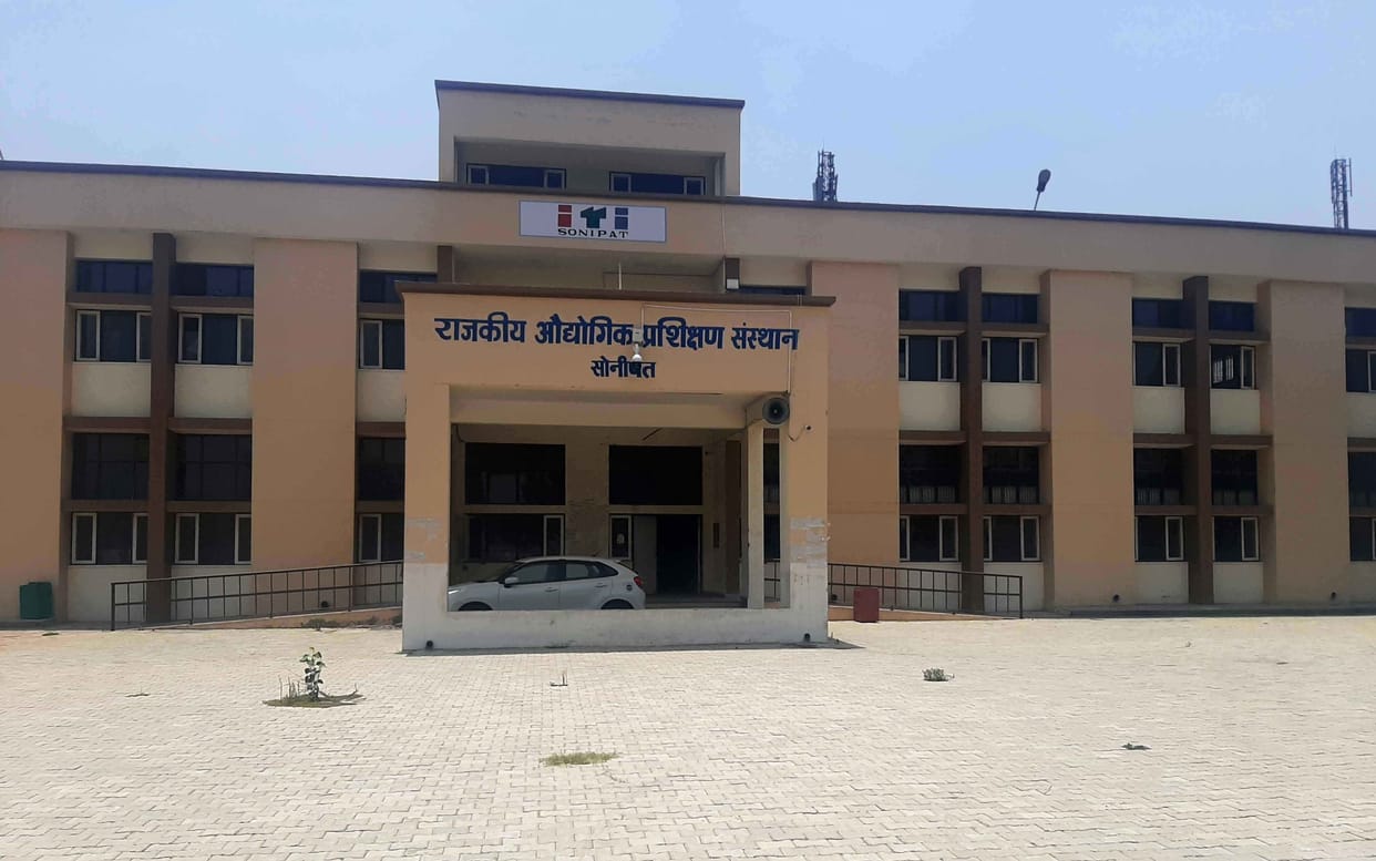 Mission Admission: Electrician trade became the first choice of students