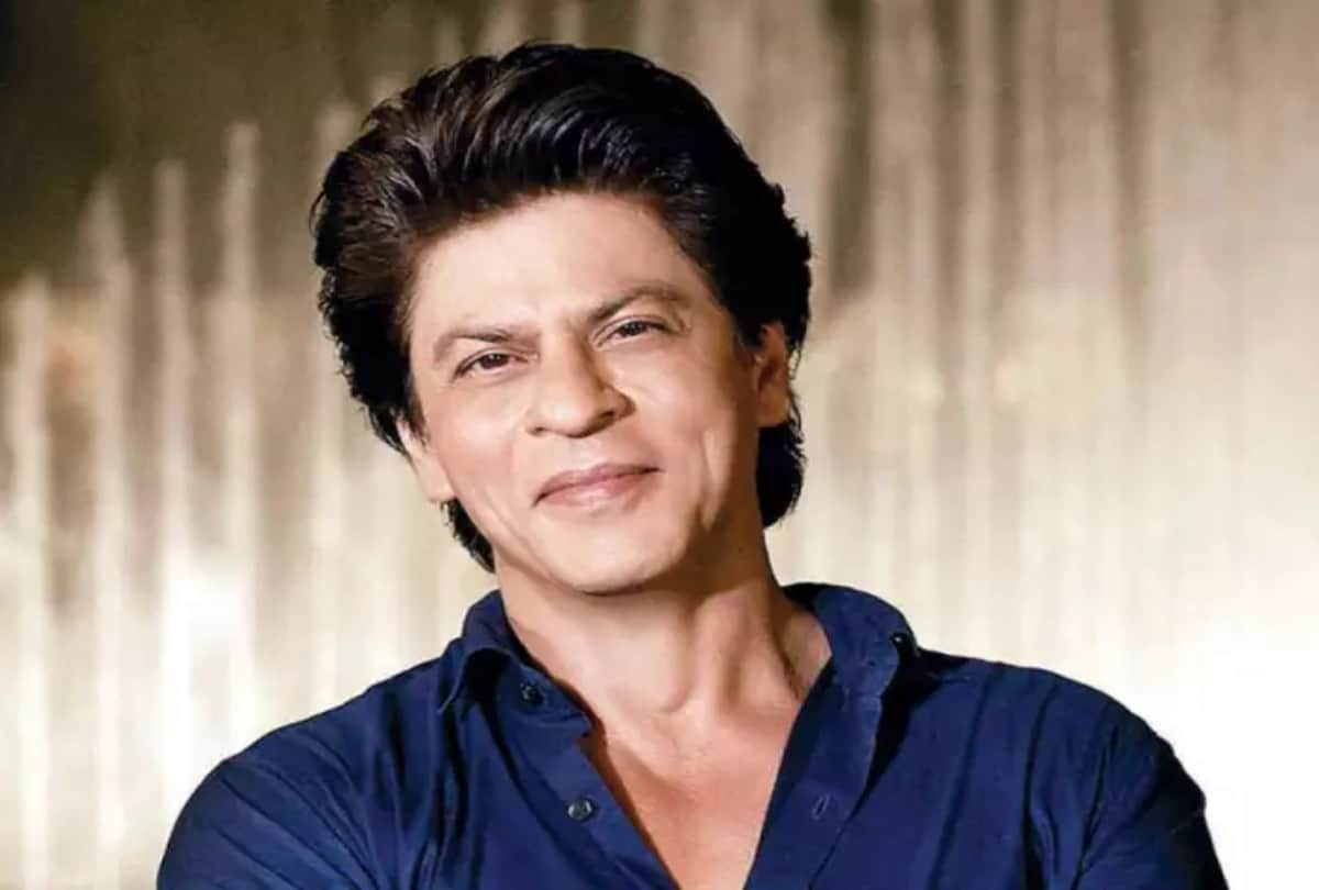 Bollywood: Shahrukh Khan was in a relationship with Karan Johar when these rumors related to King Khan blew everyones senses