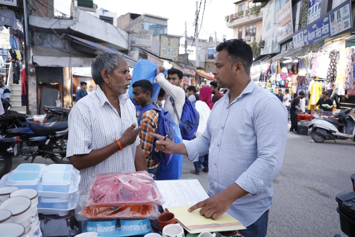 Corporation cut invoices of 5 shopkeepers in the market