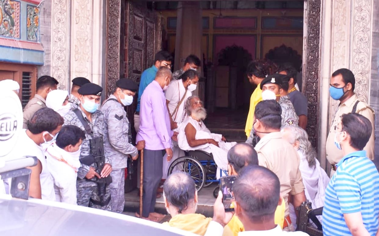 Mahant Nritya Gopal Das returned to Ayodhya after getting treatment from Medanta
