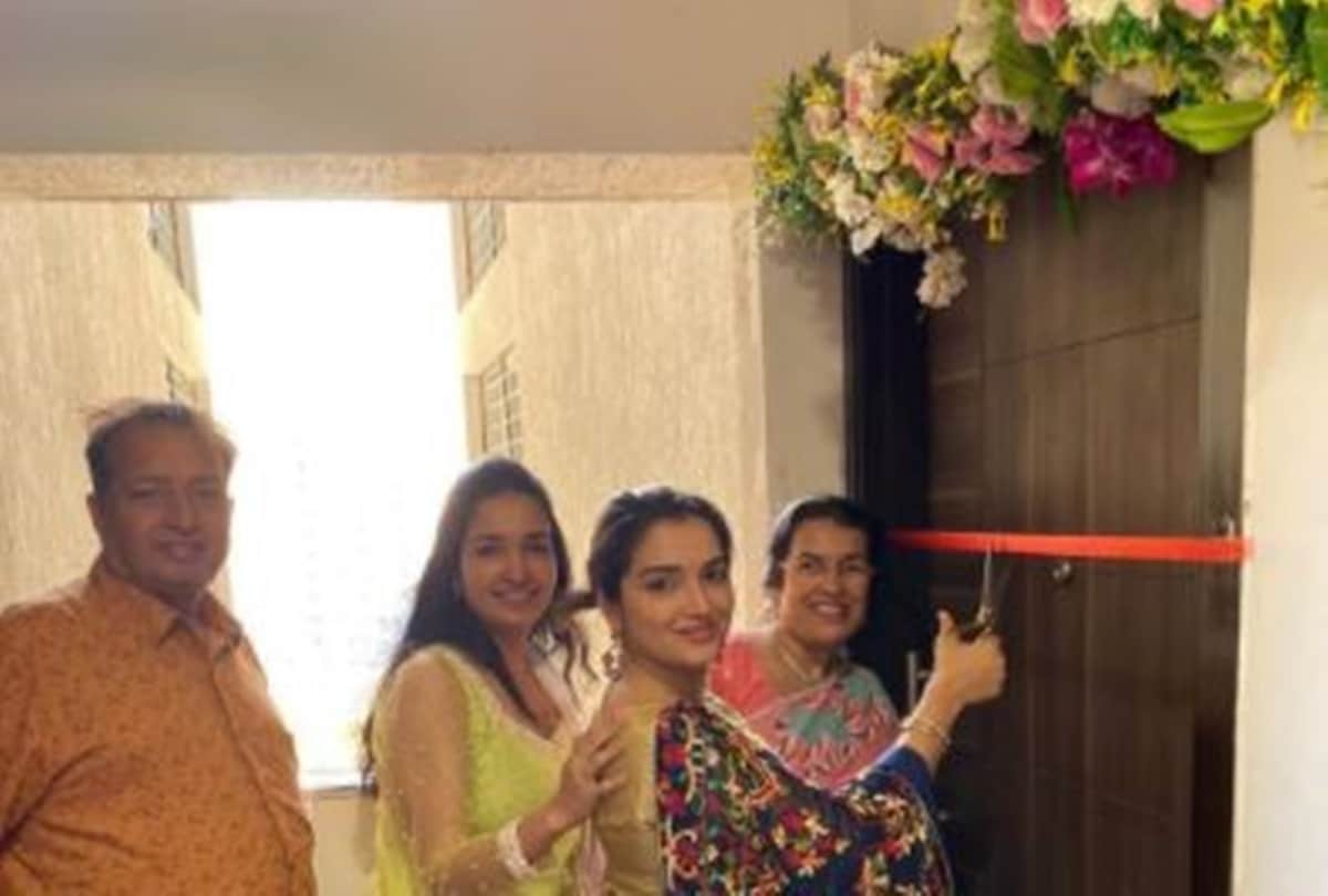 Bhojpuri actress amrapali dubey owns a beautiful flat see inside photos of her home