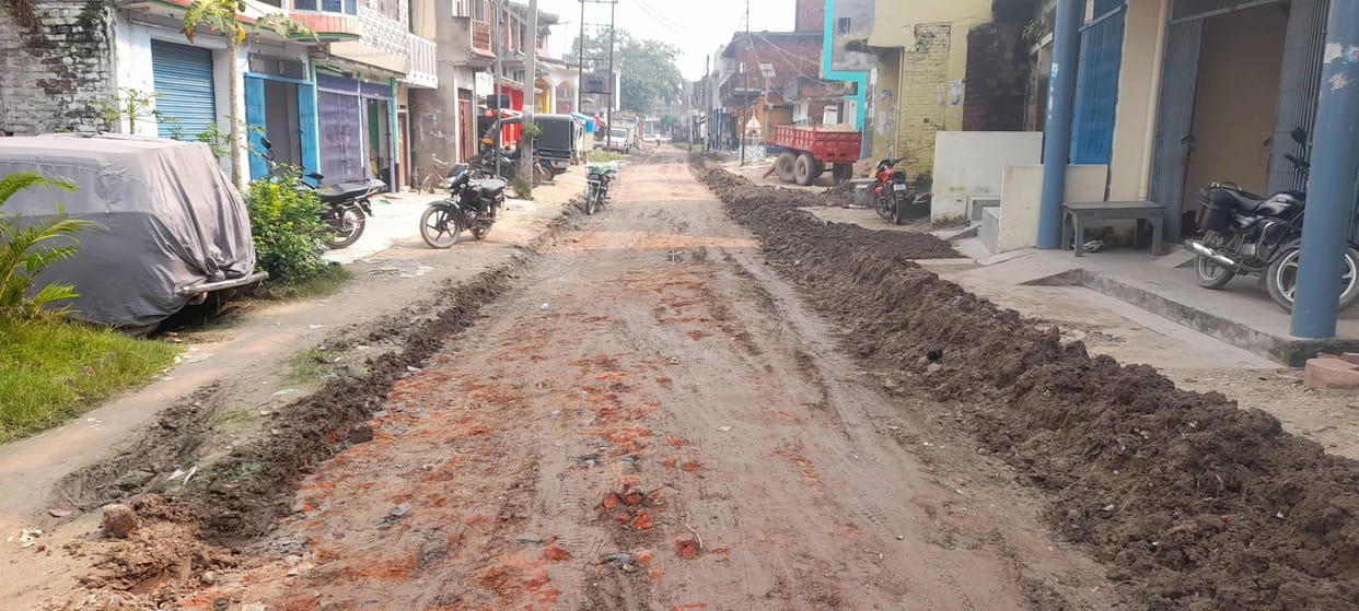 Road started to be built, now you can walk fearlessly