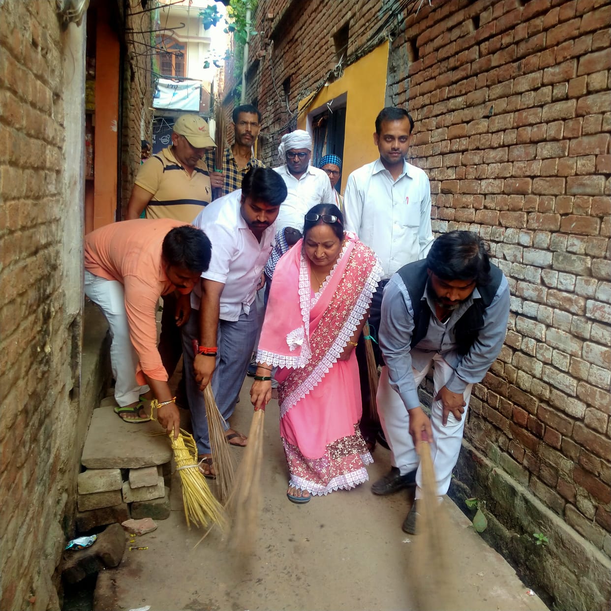 Congressmen furious over remarks on Priyanka, protested by applying broom