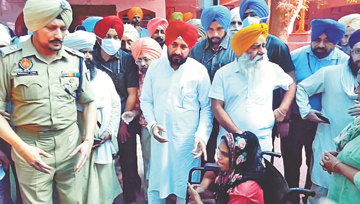 Jaspreet Kaur appeals to Chief Minister Channi for a job