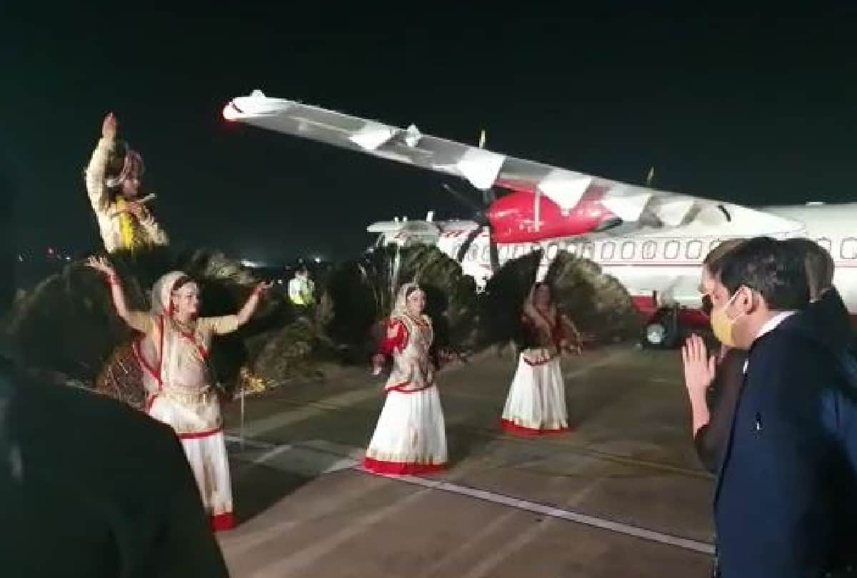 Denmark PM Mette Frederiksen India Visits: Denmark PM reach agra for Taj Mahal Visits