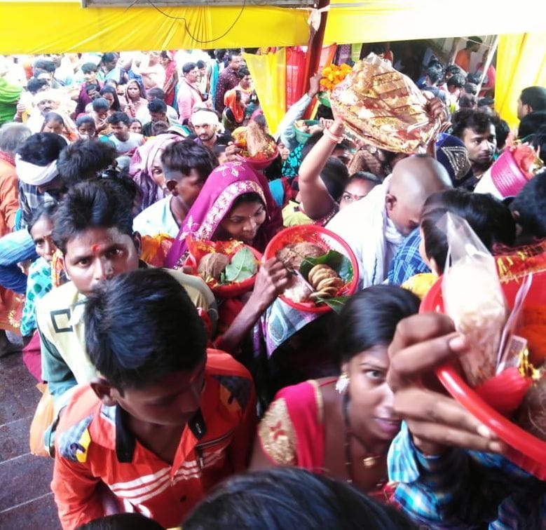 Devotees rejoiced after seeing the Brahmacharini form of Mother