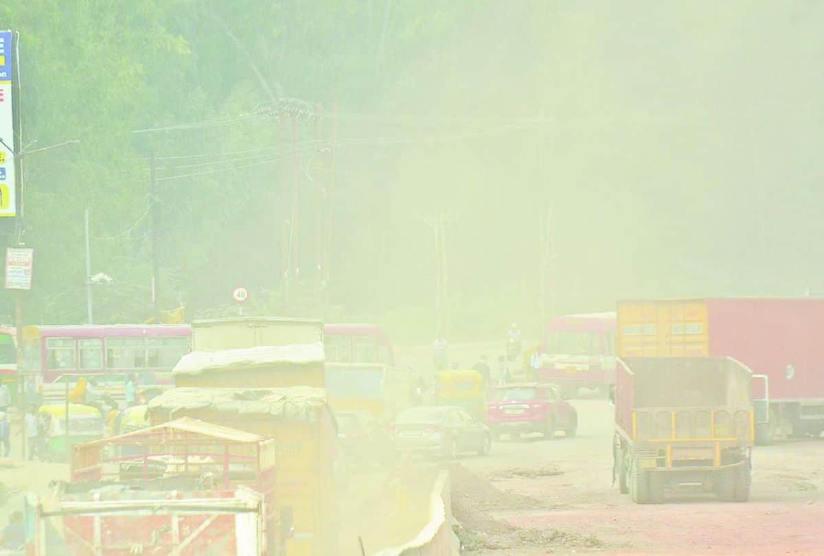 Agra UP Air Pollution Level News: Agra Air Quality Index (AQI) Today: Pollution at dangerous level in Agra