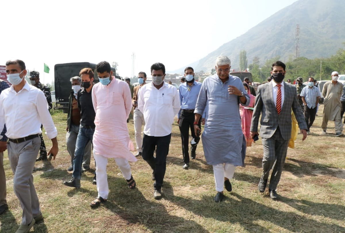 Gajendra Singh Shekhawat inaugurated 15 projects of Jal Shakti Department at Banquet Hall Srinagar
