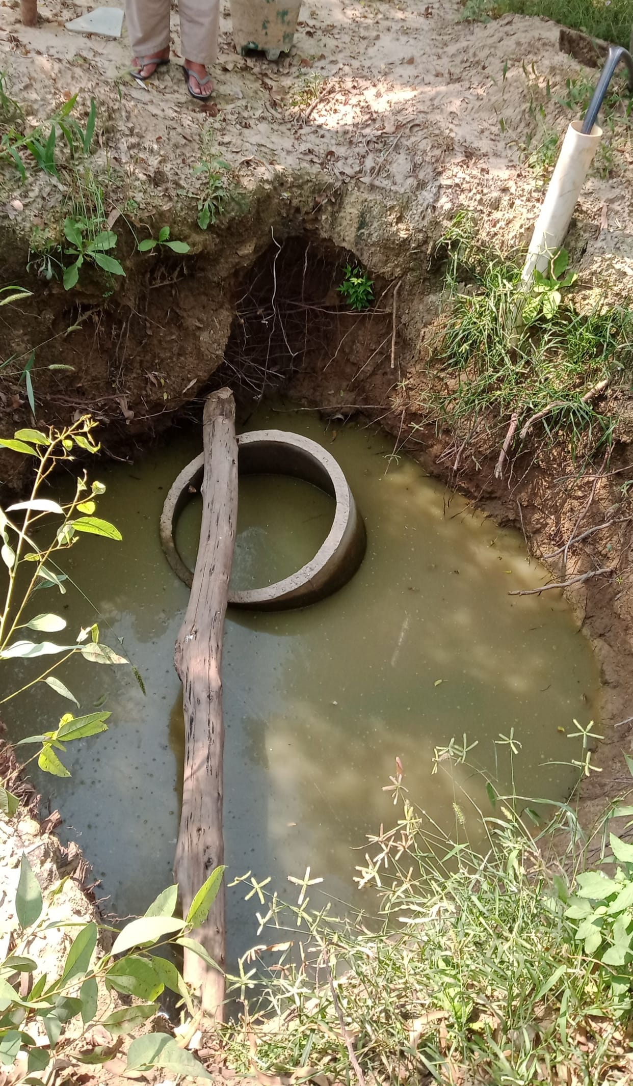 The pits dug in Anganwadi centers are a danger to the nanny