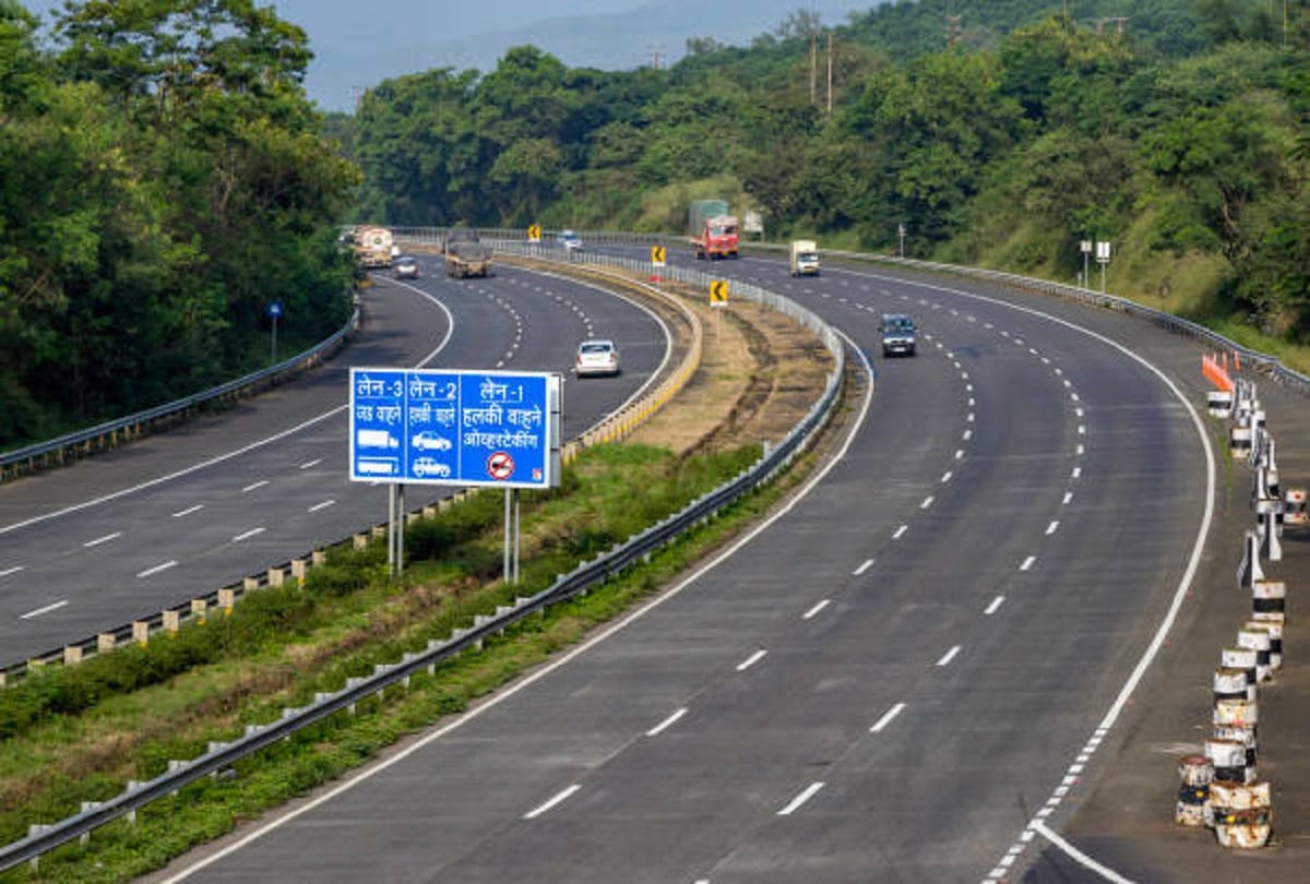 ajab gajab india s haunted roads highways where people reported spooky activities