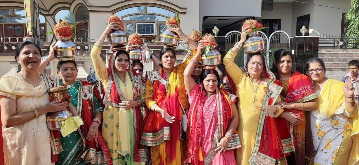 Kalash Yatra taken out in honor of idol life