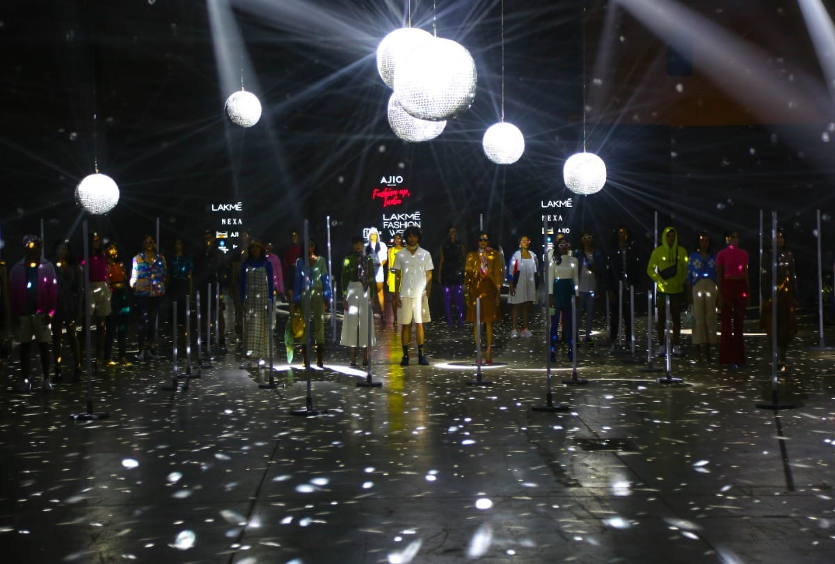 Lakmé Fashion Week 2021 : AJIO PRESENTS FASHION UP INDIA AT LAKMÉ FASHION WEEK