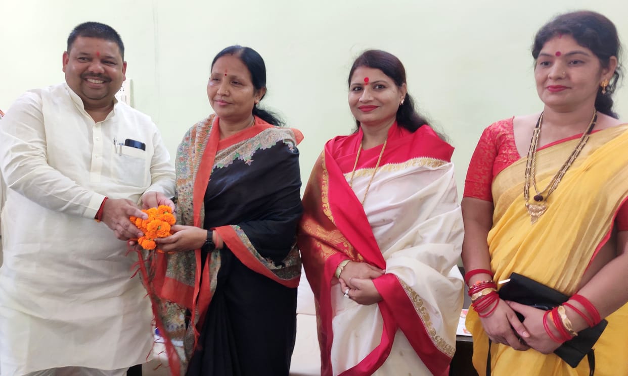 Priyanka's sweeping just an election stunt: Geeta Shakya