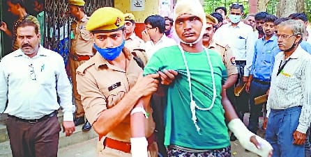Both the arrested accused were sent to jail after presenting them in the court.