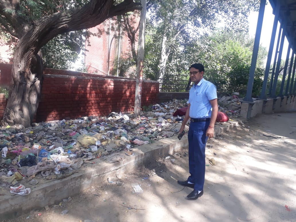 SDM expressed displeasure over lack of cleanliness, notice issued
