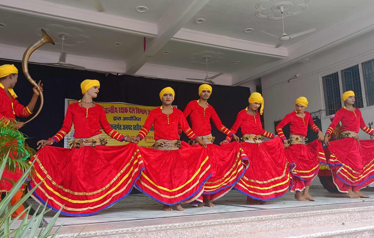 Pratibha Niketan in folk dance, children of Palhani block top in folk songs