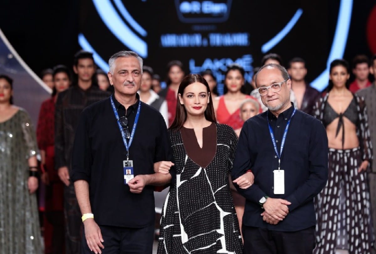 lakme Fashion week 2021 Dia Mirza Wore Black kaftan Abraham And Thakore Collection