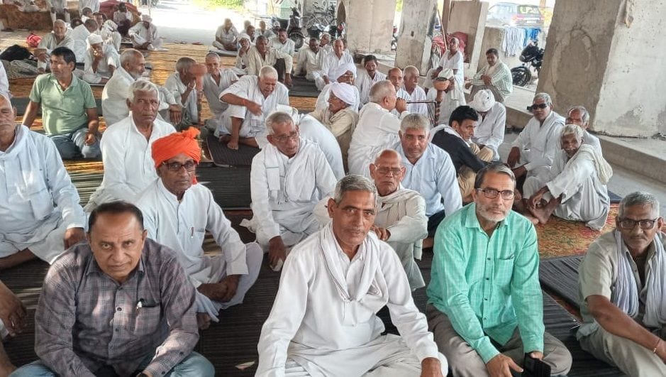 UP government accused of giving protection to killers of farmers