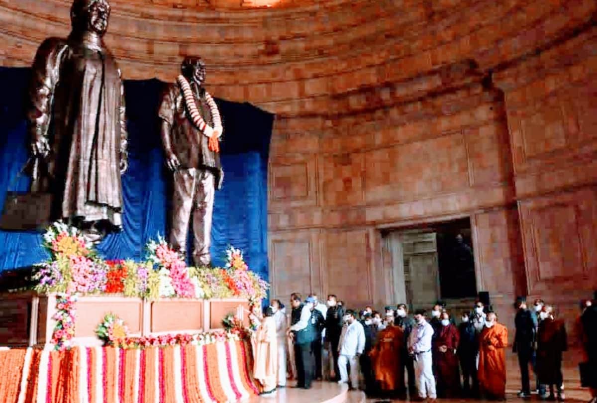 pics of mayawati rally in kanshiram Smarak in Lucknow.