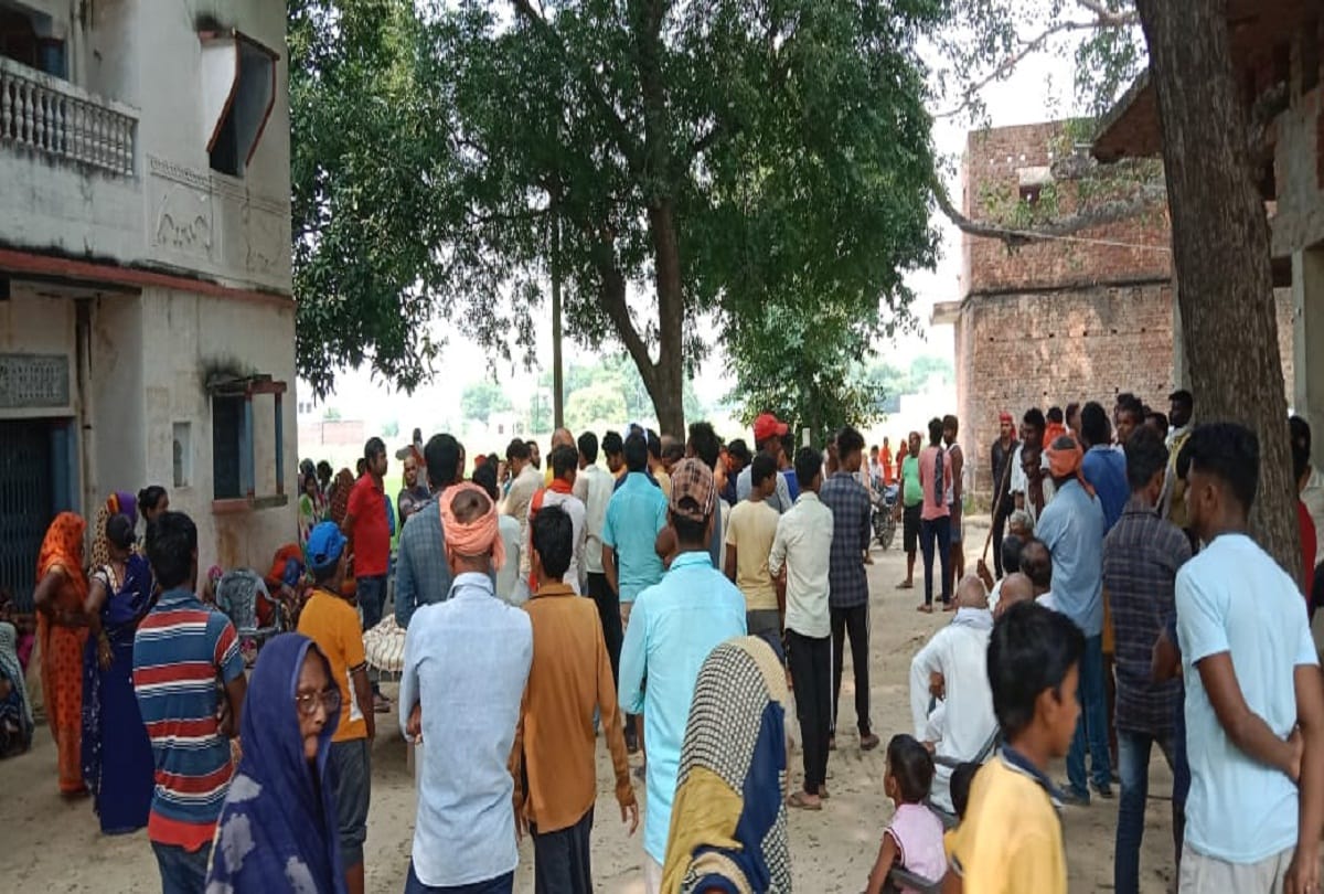 Prayagraj: Cousins drown in Ganga, body of one recovered
