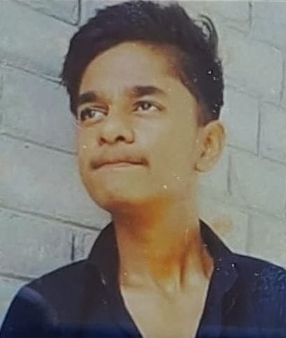 Youth murdered with a sharp weapon, dead body found in the field