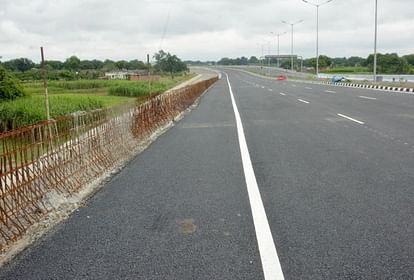 Ring road varanasi will connect three states and four national highways small vehicles will run  from next week
