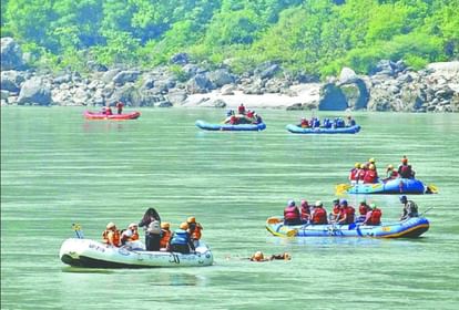 Uttarakhand: गंगा को छोड़कर सभी नदियों पर रीवर राफ्टिंग शुल्क माफ, स्थानीय लोगों को मिलेंगे रोजगार अवसर River rafting fee waived on all rivers except Ganga Uttarakhand news in hindi