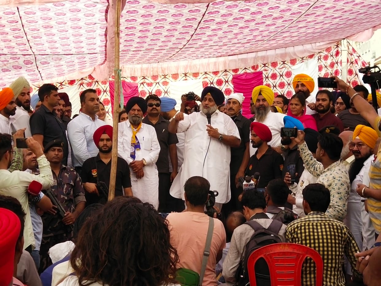 Congress government responsible for power crisis: Sukhbir Badal