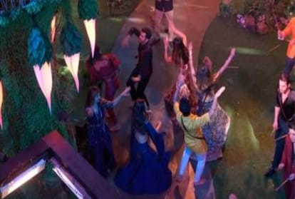 Bigg Boss 15: Various actors including Nia Sharma Rahul Vaidya reached the show celebrated Garba Nights with contestants