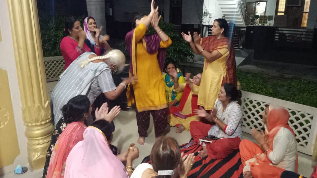 Wishing happiness and prosperity by worshiping Skandmata