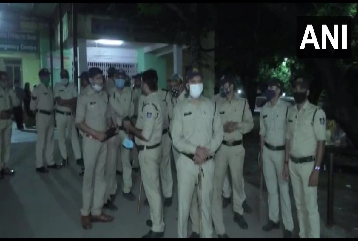 Madhya pradesh crime Five people were injured in Indore clashes between two groups