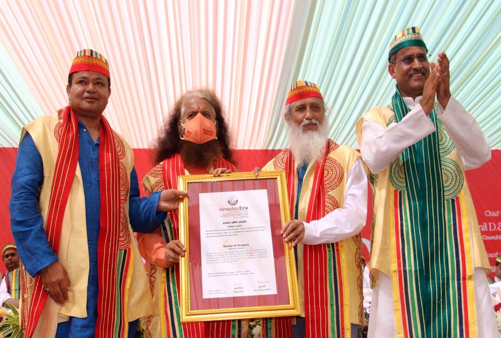 Graphic Era Deemed University 10th Convocation: Students Celebrate after Getting degrees and Medals Photos