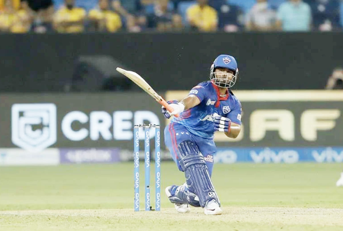 Rishabh Pant Hits Two One-Handed Sixes vs Chennai Super Kings, Watch Video