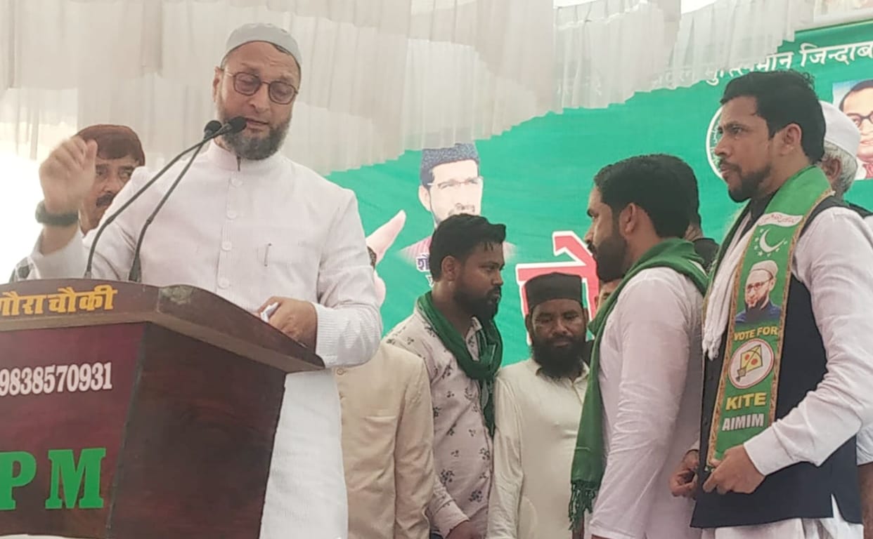 Had he been a Muslim instead of a minister's son, Yogi would have got the bulldozers operated: Owaisi