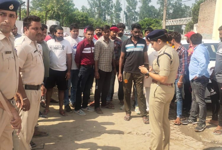 Young man crushed many people with car In Karnal of Haryana