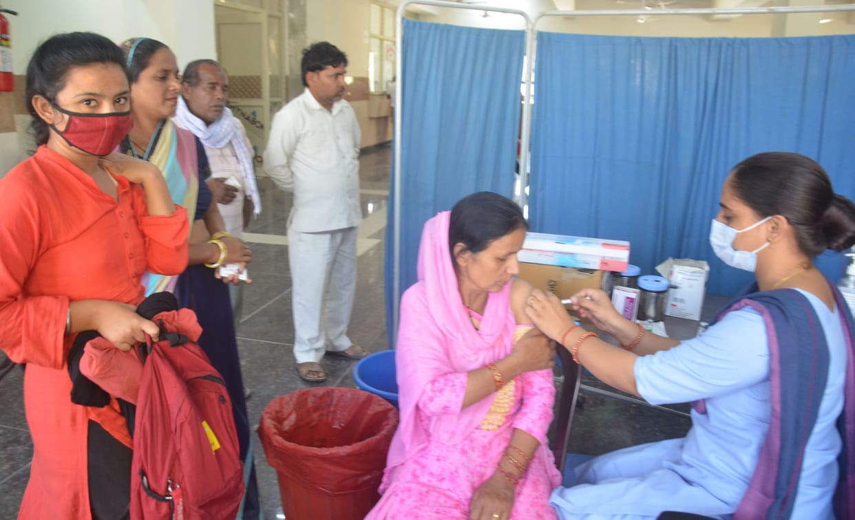 District residents top the state in getting anti-coronavirus vaccine