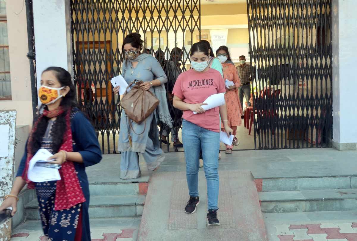 hpssc Hamirpur conducted station fire officer and sericulture inspector exam