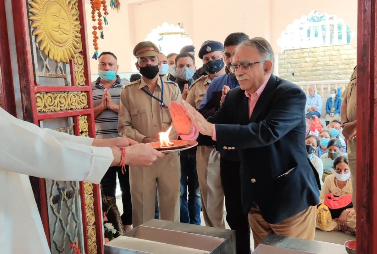 shardiya navratri 2021: one lakh devotees pays obeisance at shaktipeethas in himachal pradesh on fifth navratri