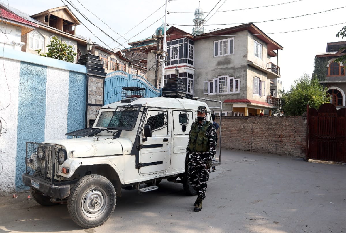 J&K: Three ISIS operatives arrested from Valley, raids at eight places