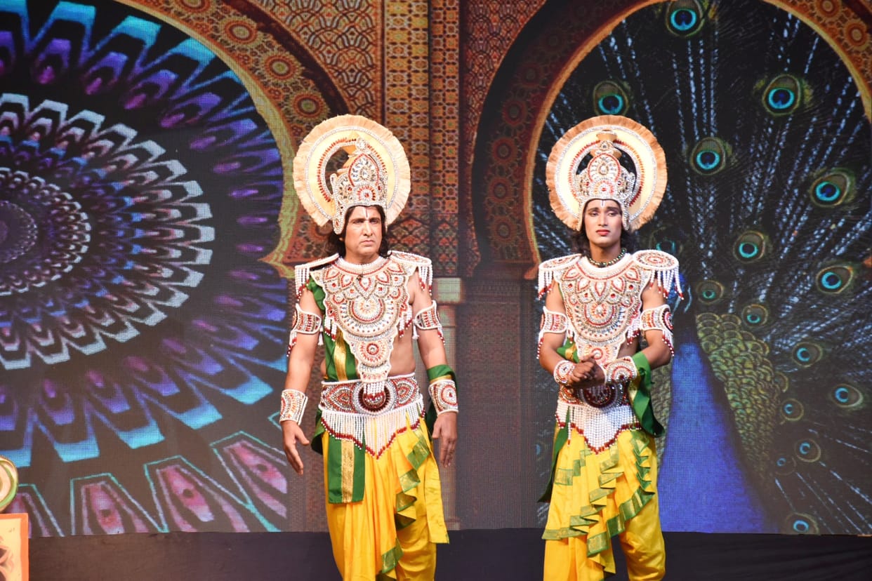 Bharat returned to Ayodhya with Ram's stand