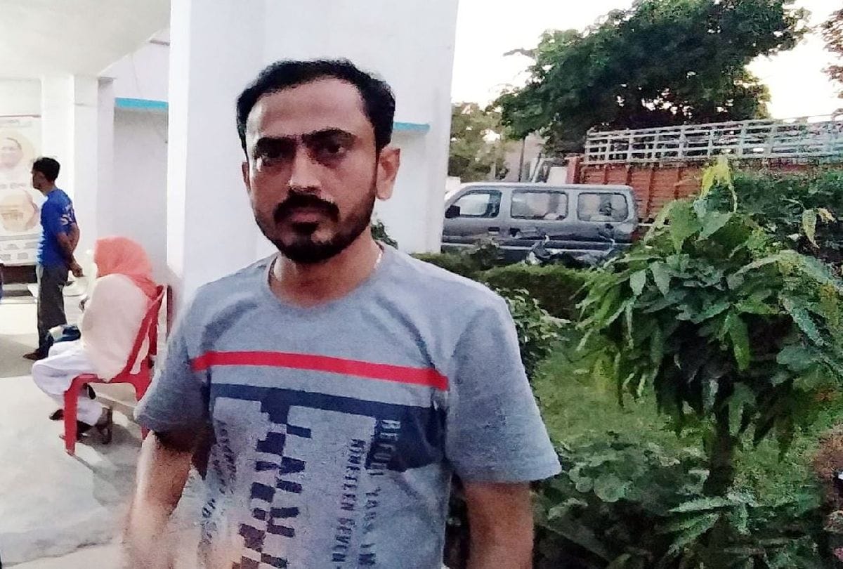 miscreants Rs 72 lakh looted from worker of bullion trader in bulandshahr