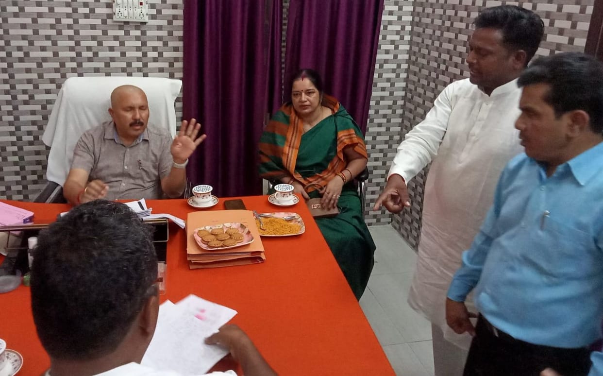 DDO got furious if the complainant could not read the complaint letter