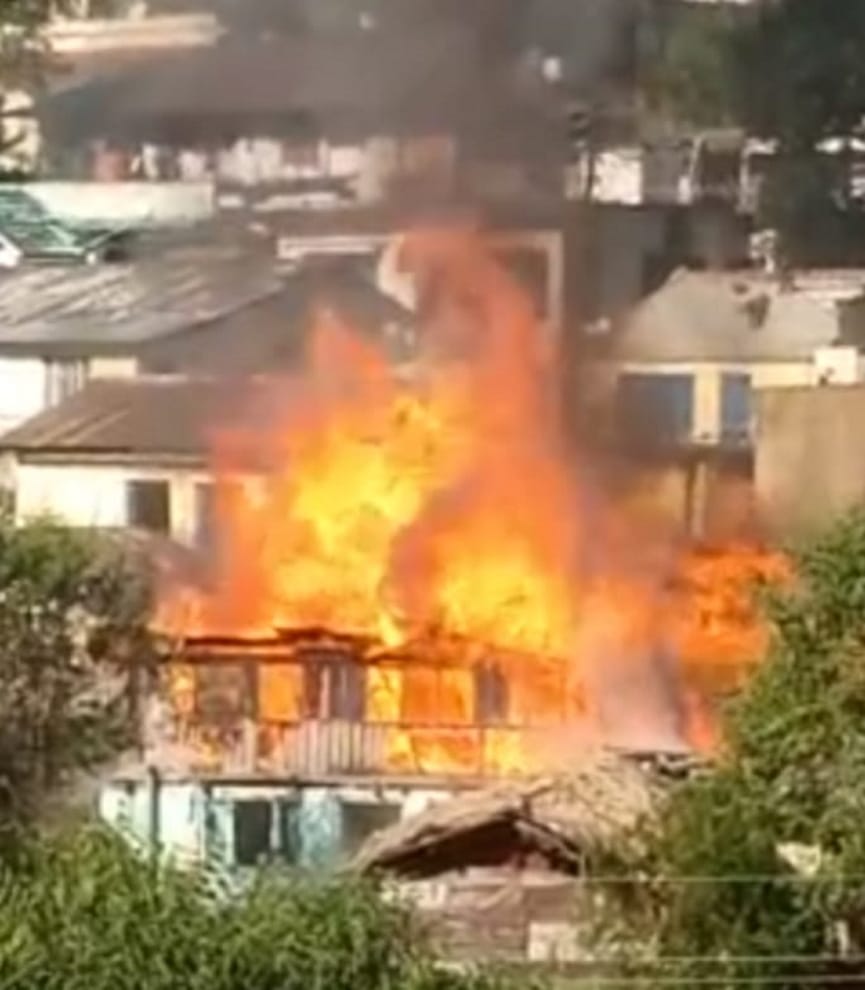 uttarakhand news: house caught fire in purola